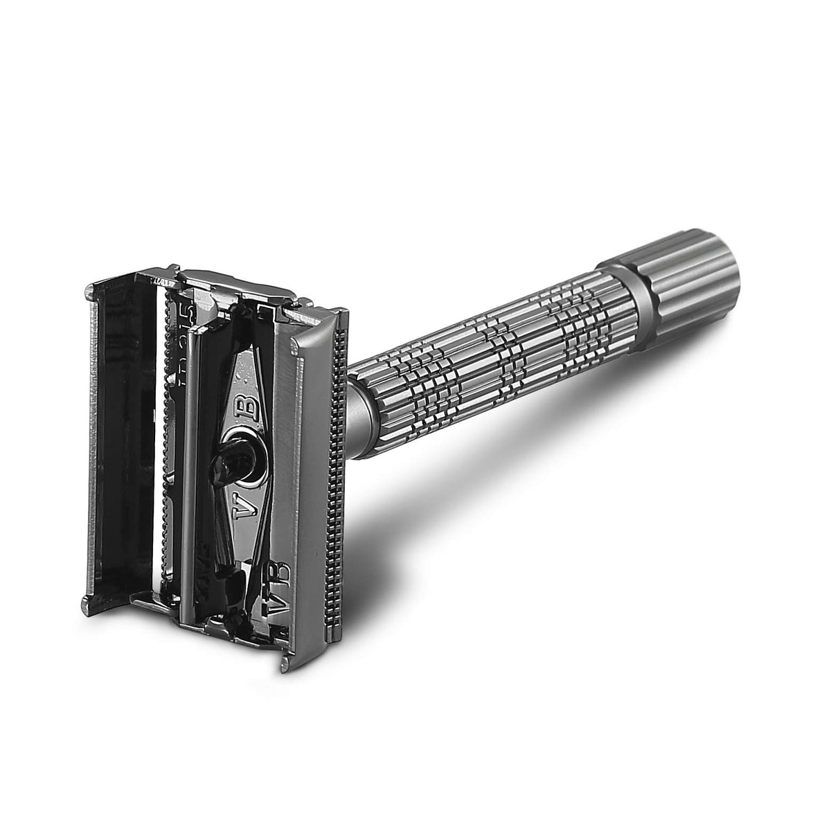 Vikings Blade Athena Swedish steel blades deliver clean, precise shaving.
