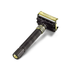 Vikings Blade The Emperor Augustus luxury case keeps the razor safe and ready.