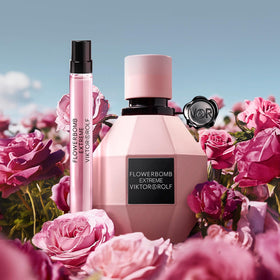 Viktor&Rolf Flowerbomb Extreme rose-note close-up evokes romantic floral aura.