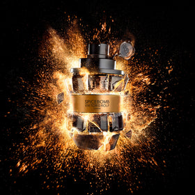 Viktor&Rolf Spicebomb Extreme lifestyle shot suggesting night-out confidence