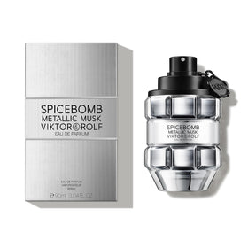 Viktor&Rolf Spicebomb Metallic Musk cap close-up emphasizing premium design and longevity