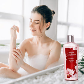 Vital Luxury Shower Gel enriched with Vitamin E for gentle cleansing