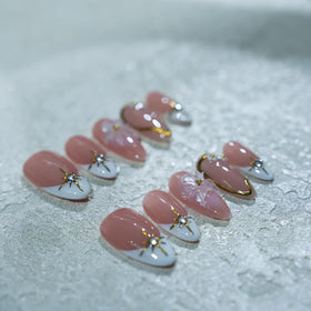 Vlazryk adhesive tabs and glue tips for flexible wear