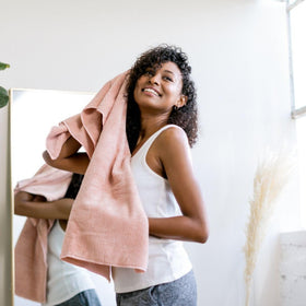 VOLO Snug Strap keeps towel securely in place while you move.