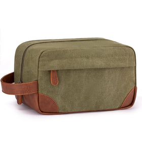 Vorspack travel toiletry bag hanging in green, keeps essentials organized during trips