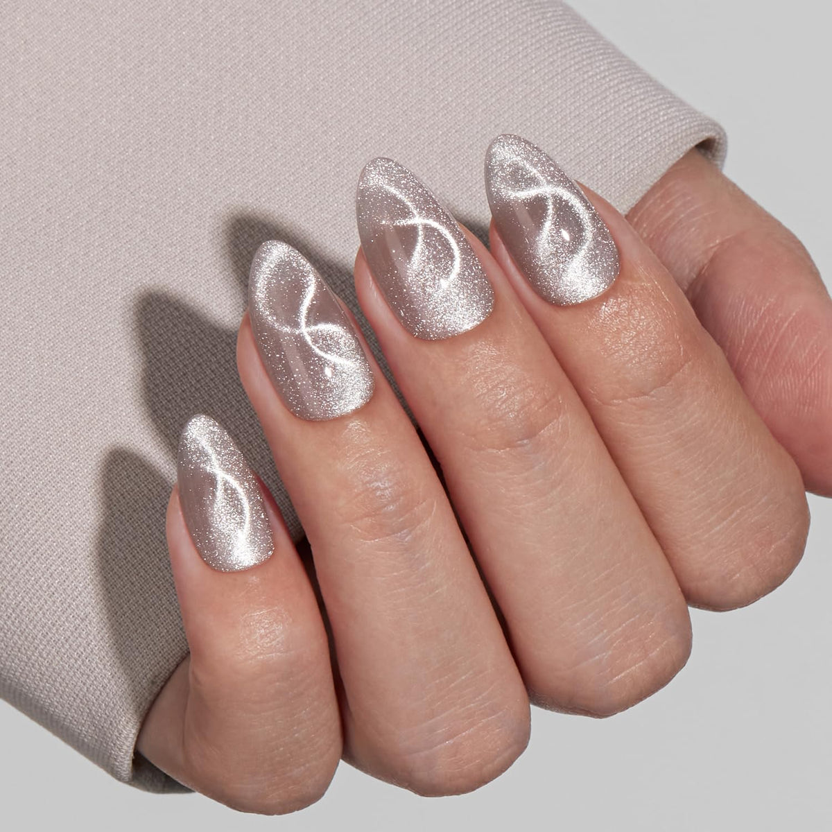 VSALON ergonomic tapered-edge nails fit naturally with no gaps.