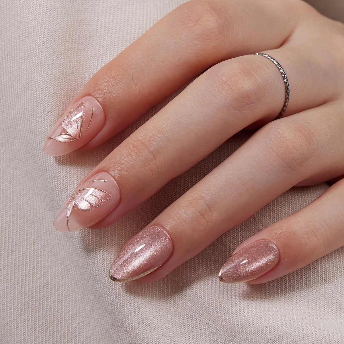 VSALON reusable soft gel glue-on nails enable rapid, damage-free application.