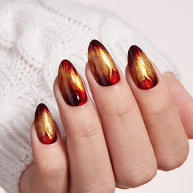 VSALON easy-application design enables quick at-home nail upgrades.