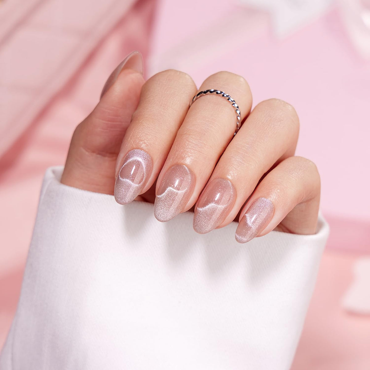 VSALON salon-quality shine on nude-pink cat eye nails