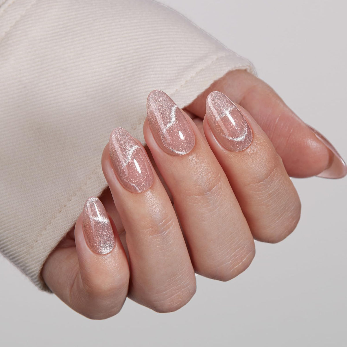 VSALON seamless-fit nails blending with natural nails and cuticles