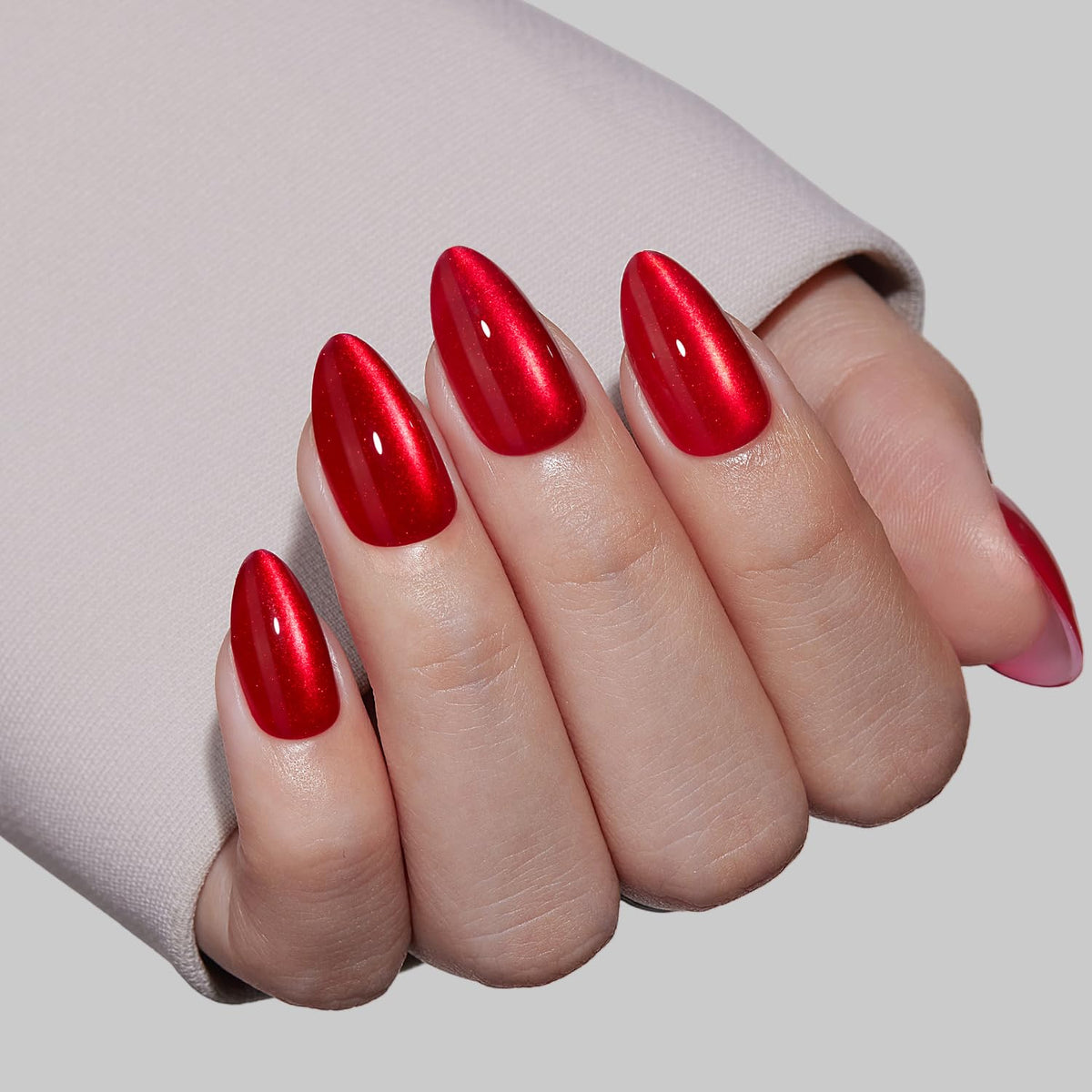 VSALON reusable and stored nail set for multiple occasions