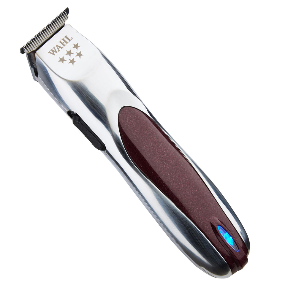 Wahl Professional Align Trimmer close-up with narrow T-blade for precise detailing.