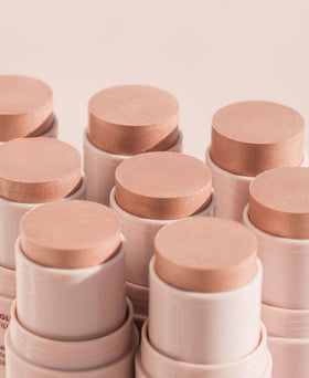 Wander Beauty hydrating formula with vitamin E keeps skin comfortable.