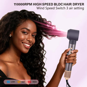 WarmWink straightening brush tames frizz for a sleek finish