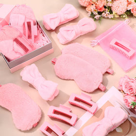 Wavyknot pink claw clips ideal for secure hairstyles during spa