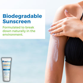 Waxhead water-resistant formula stands up to swimming and sweat.