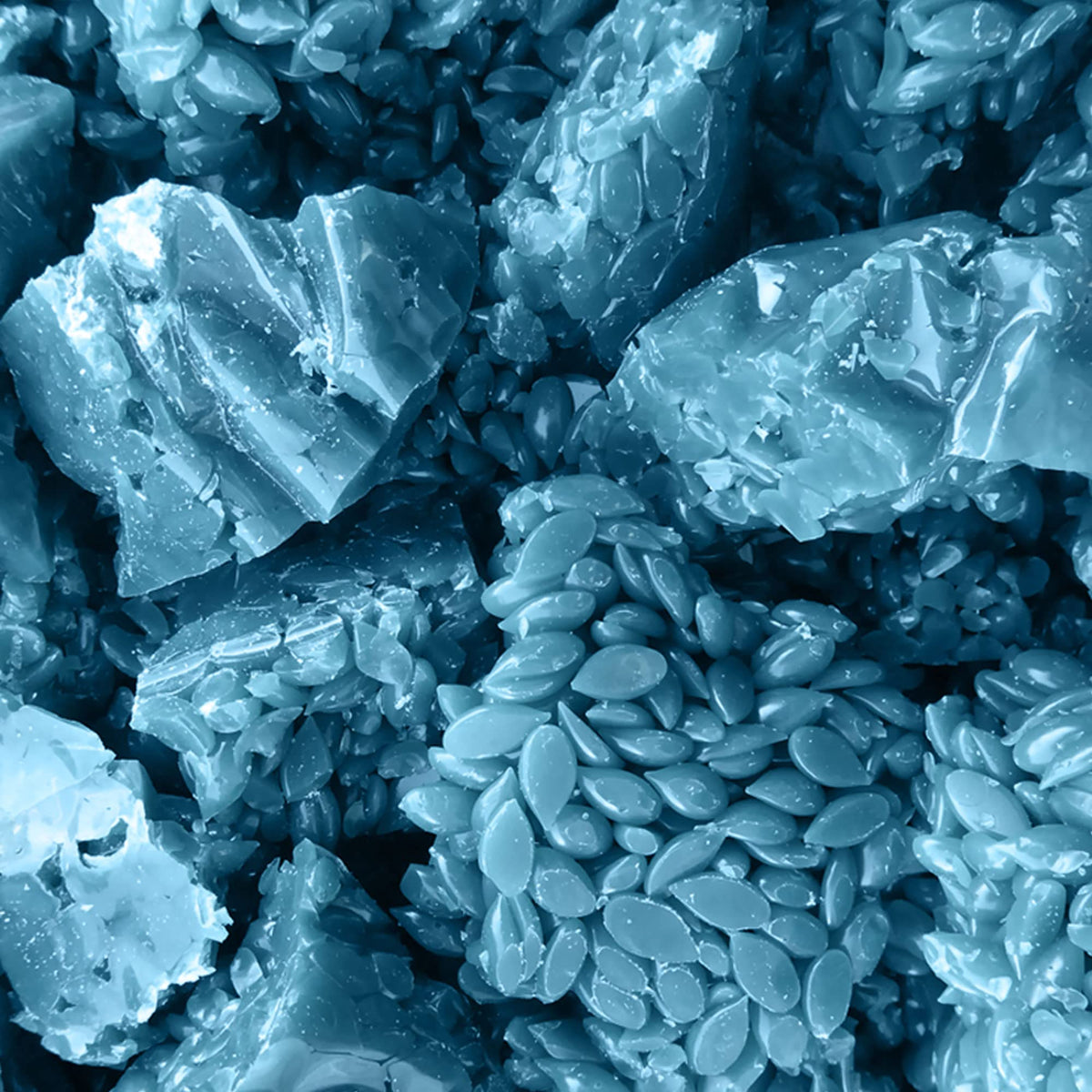 Waxness Azulene film hard wax beads for spa use, professional quality.