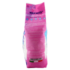 Waxness Sensi Clear Pure wax shows stripless application for controlled removal.
