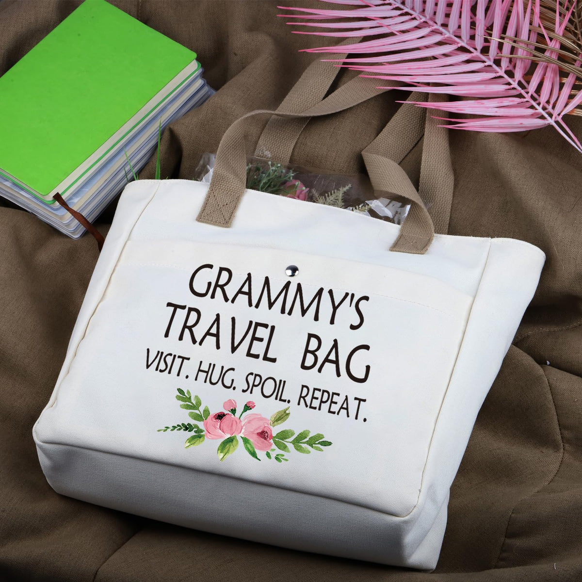WCGXKO tote features internal zipper pocket for secure small items