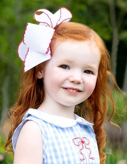 Wee Ones classic grosgrain bow in medium size for versatile styling.