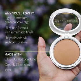 Olive Derived Squalane nourishes skin without heaviness in this foundation.