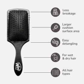 Wet Brush AquaVent drainage design in action after rinsing hair