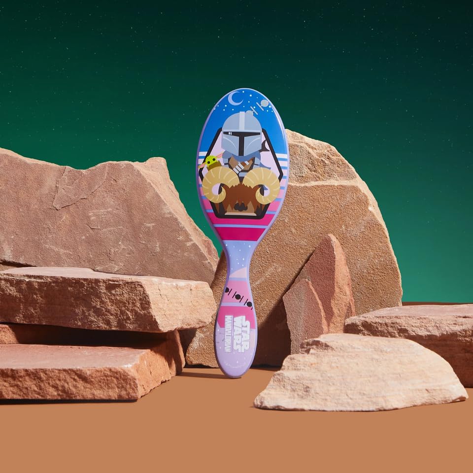 Wet Brush Mandalorian 3-Pack packaging showcases Disney edition