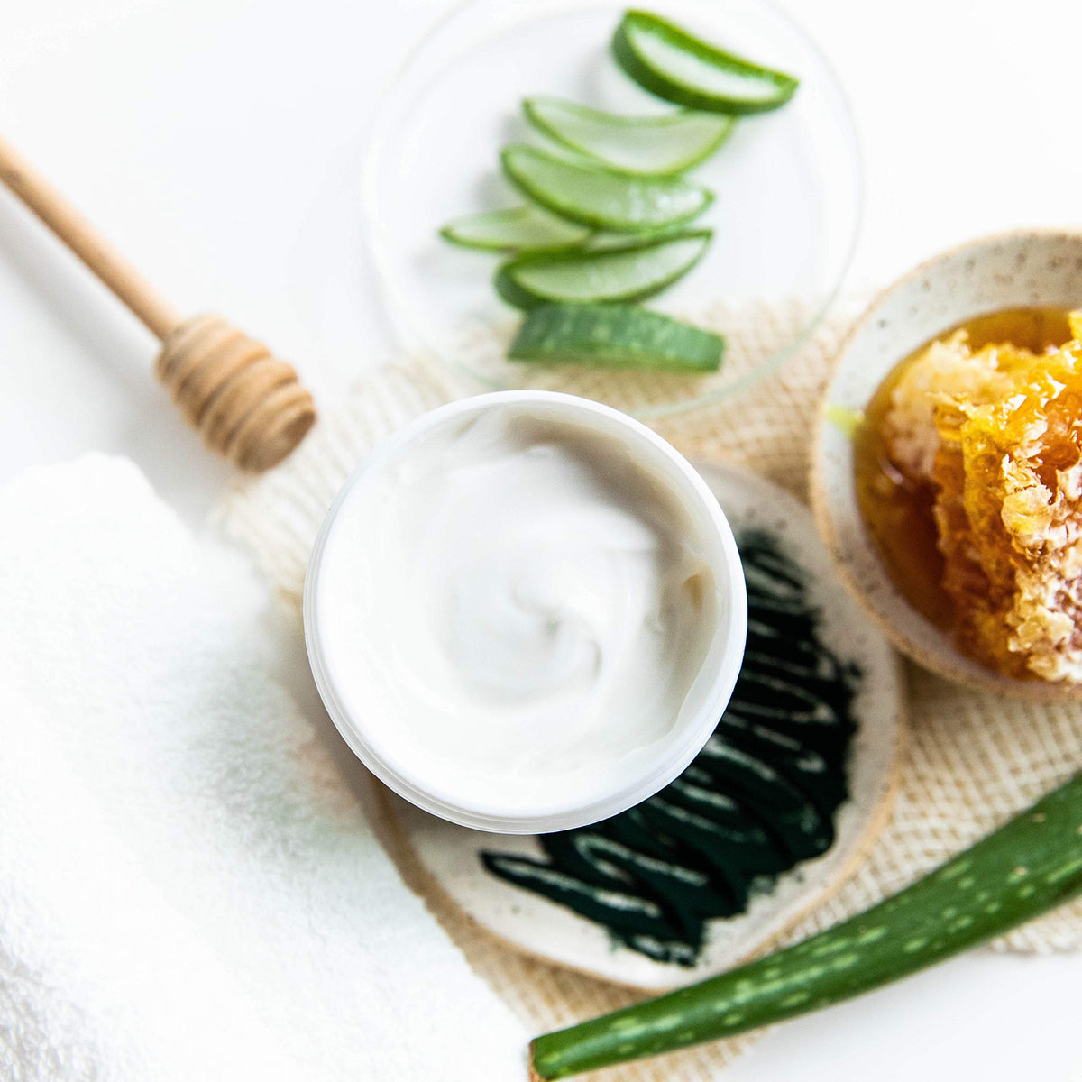Wild Naturals Manuka Honey Face Cream jar information for fragrance-free care.