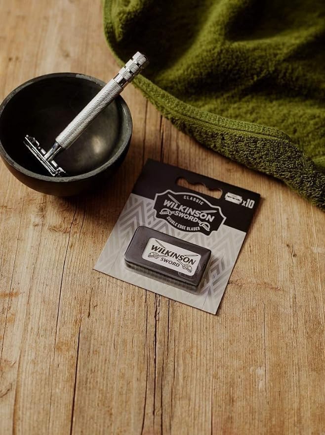 Wilkinson Sword Classic DE blades – blade detail showing durable construction.