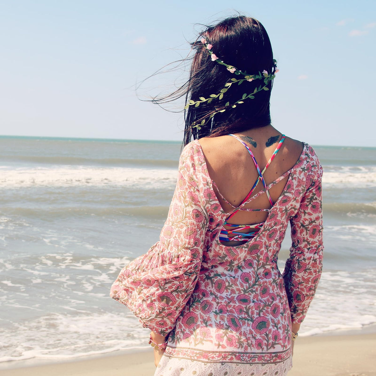 WILLBOND flower crown headbands perfect for travel and seaside shoots.