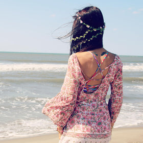 WILLBOND flower crown headbands perfect for travel and seaside shoots.