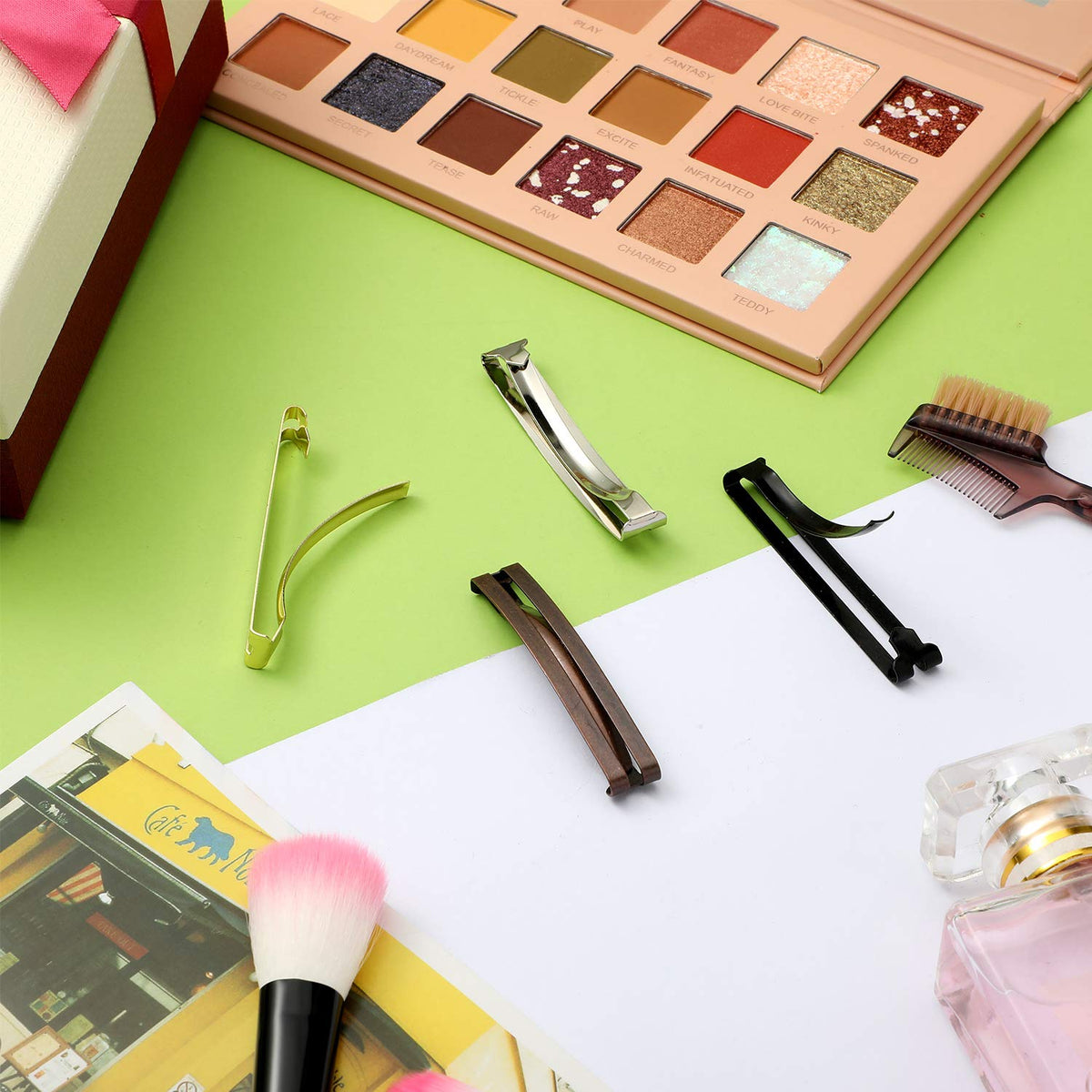 WILLBOND retro snap hair pins daily wear close-up shows secure hold.