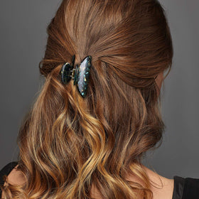 WILLBOND tortoise shell clip 2-inch design-4 adds classic tortoise pattern to your look.