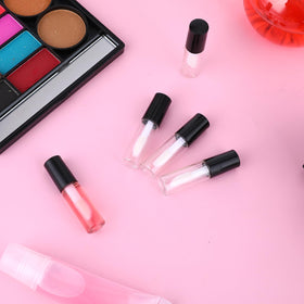 WLLHYF see-through body helps quick identification of lip balm formulas.