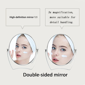 WMugthome 1x/3x magnification mirror in silver for close detail and grooming