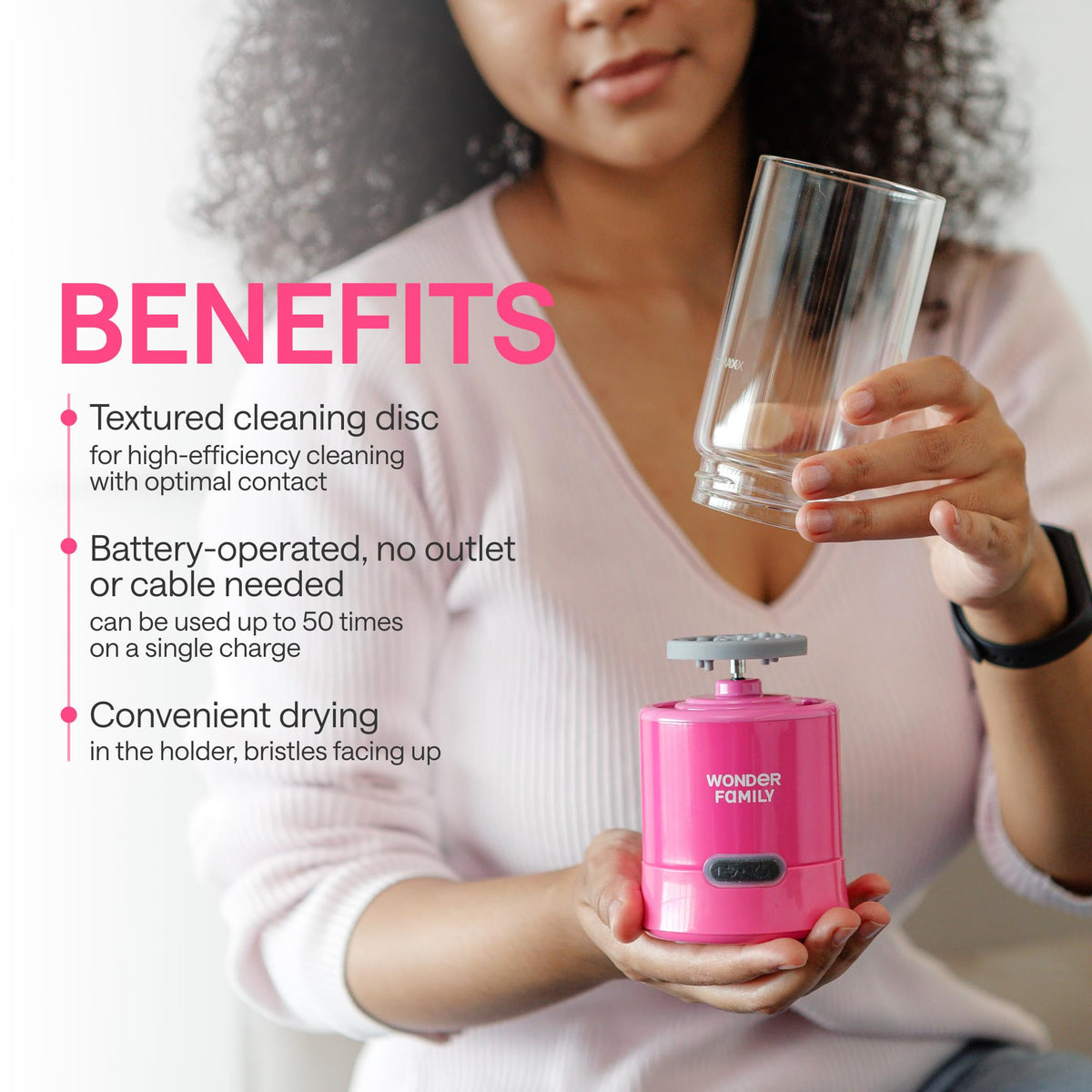 WONDER FAMILY portable holder stand pink keeps tools organized between cleans.