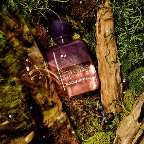 On-the-go use with travel size refreshes confidently during the day.