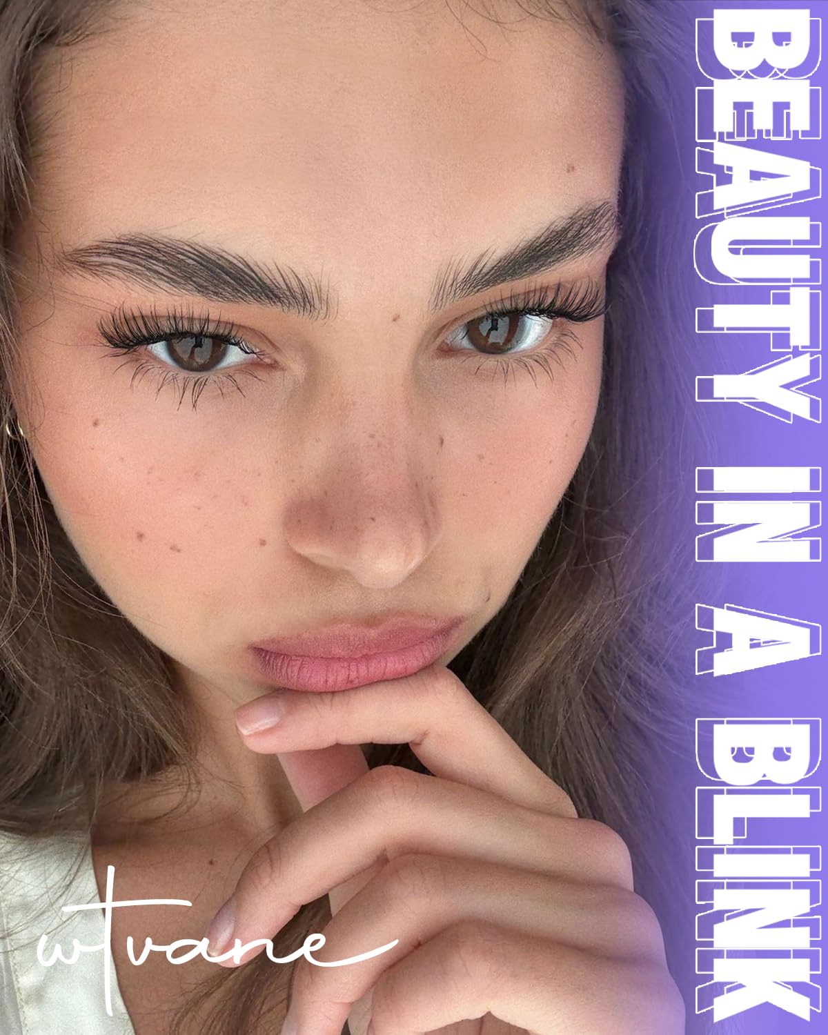 Wtvane Lash Clusters wispy outer corners for a lifted eye shape.