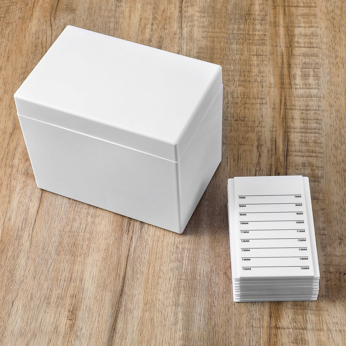 WUTFUOOO ten-layer drawers organize lashes by length and style.