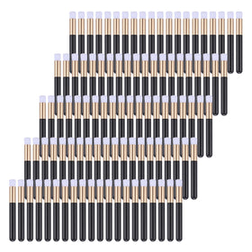 Soft nylon bristles on WY LIGHTING LEVEL lash brush glide gently on skin.