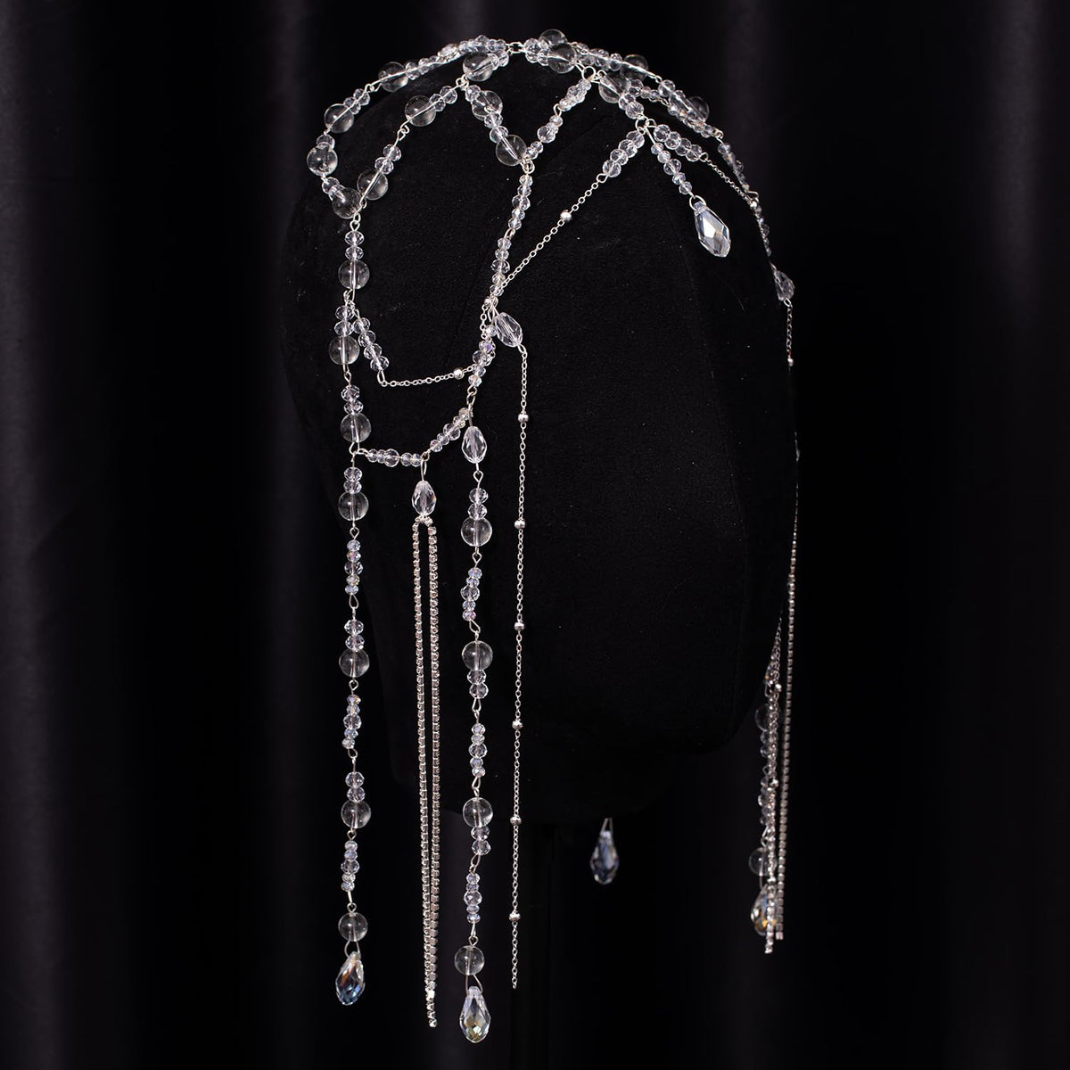 Xerling close-up of rhinestones and alloy materials for durable shine