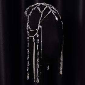 Xerling close-up of rhinestones and alloy materials for durable shine