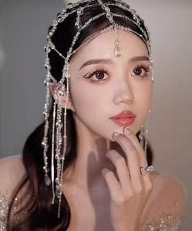 Xerling tassel cap attachment detail ideal for 1920s flapper-inspired looks