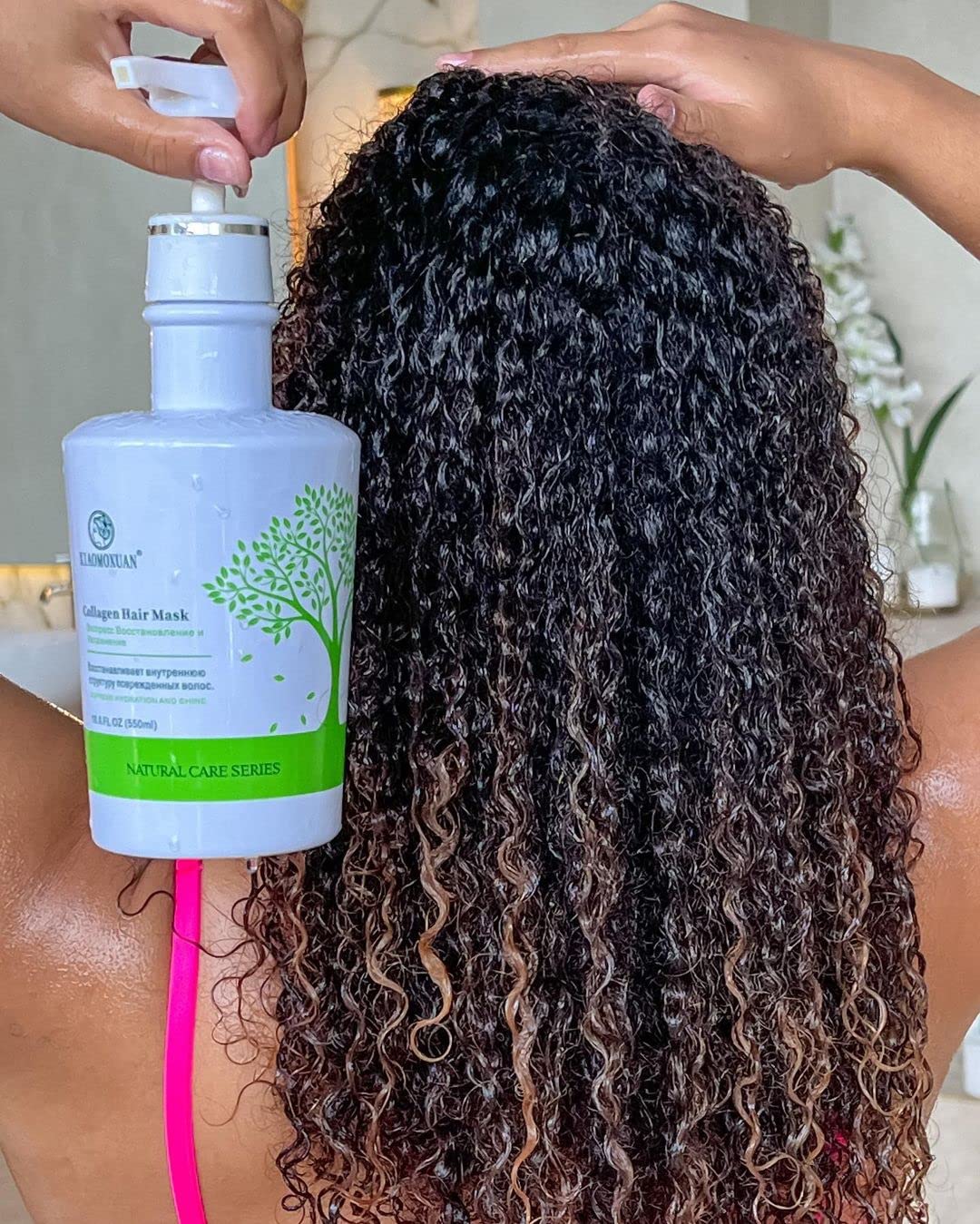 Xiaomoxuan scalp application illustrates massage-ready treatment for scalp comfort.