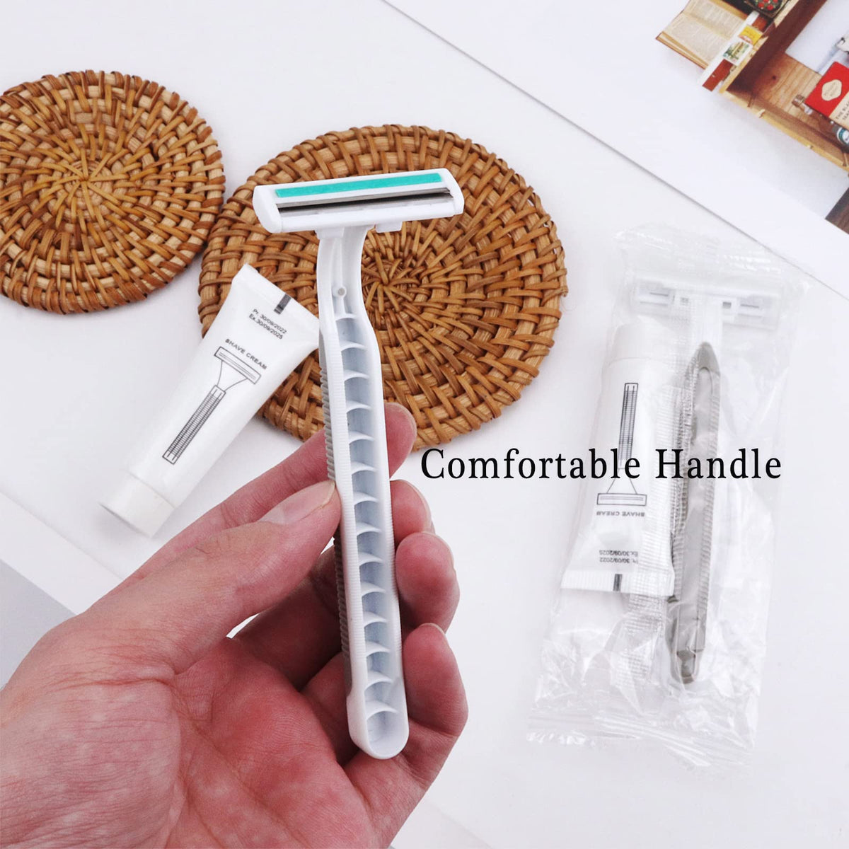 Clear cap design protects the razor for travel