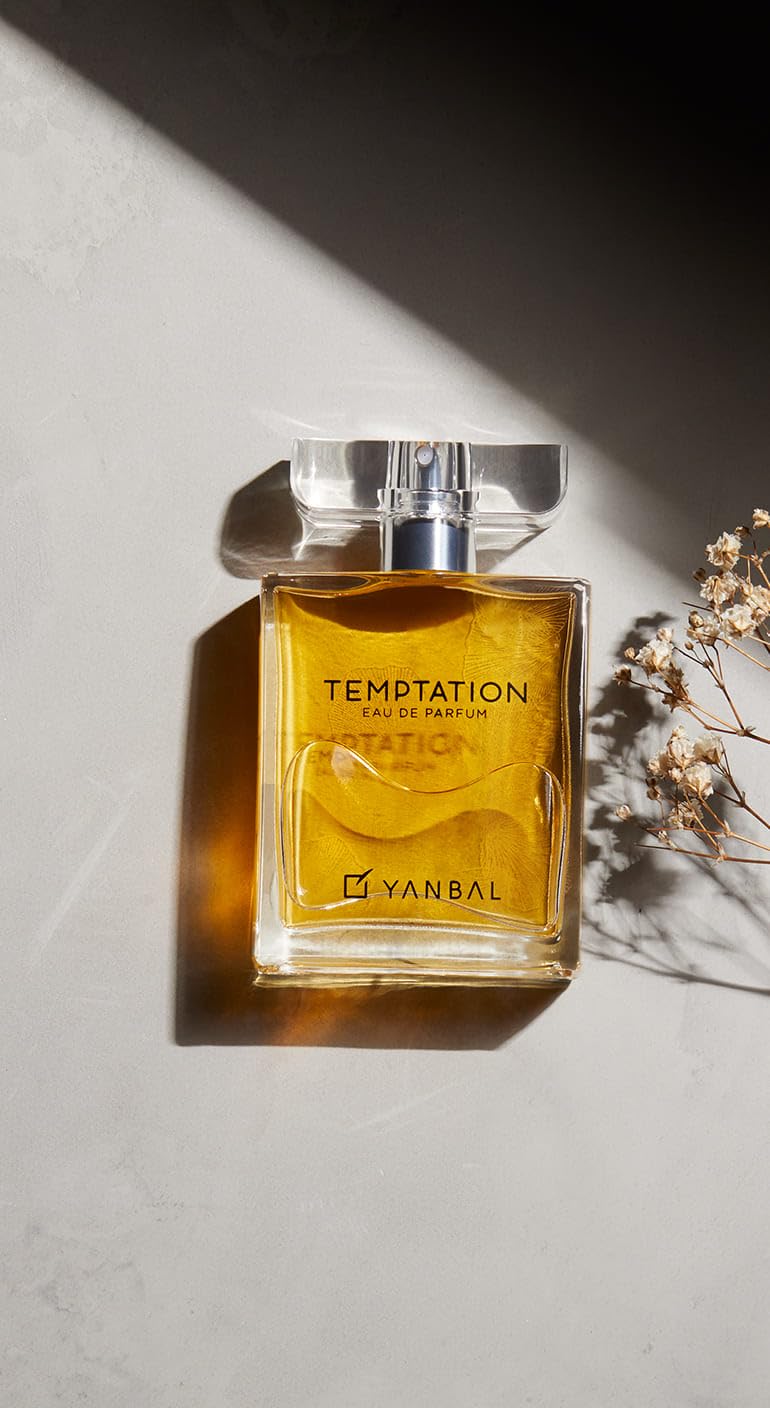 Close-up of Bulgarian rose, gardenia, and clove notes in Temptation