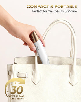 Gift-ready YeCheer Dermaplane Razor packaging for thoughtful self-care or gifting.
