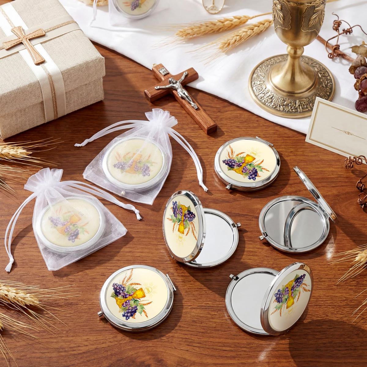 Yerliker first communion compact mirror open, dual mirrors for quick grooming.