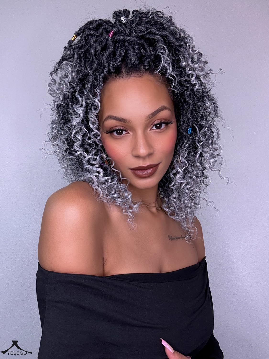 YESEGO close-up of detailed braid texture and curls
