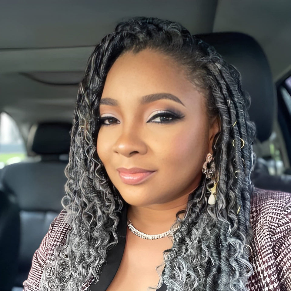 YESEGO Goddess Locs ombre grey 10 inch close-up for natural boho texture